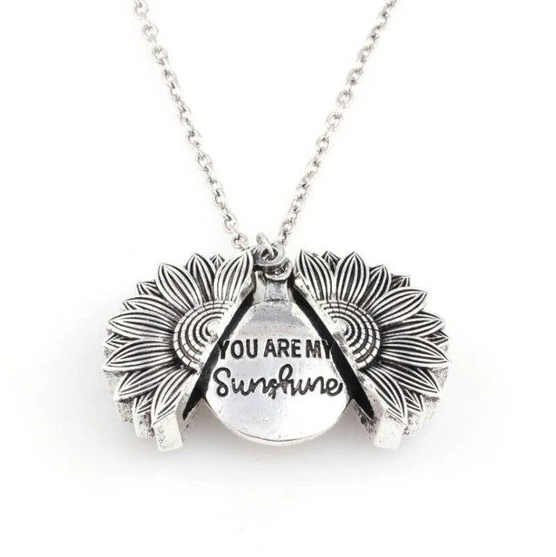 Stainless Steel Mom Gift for Mother's Day Bohemia Charm Infinity Pendants – Infinity Pendant Choker Necklace