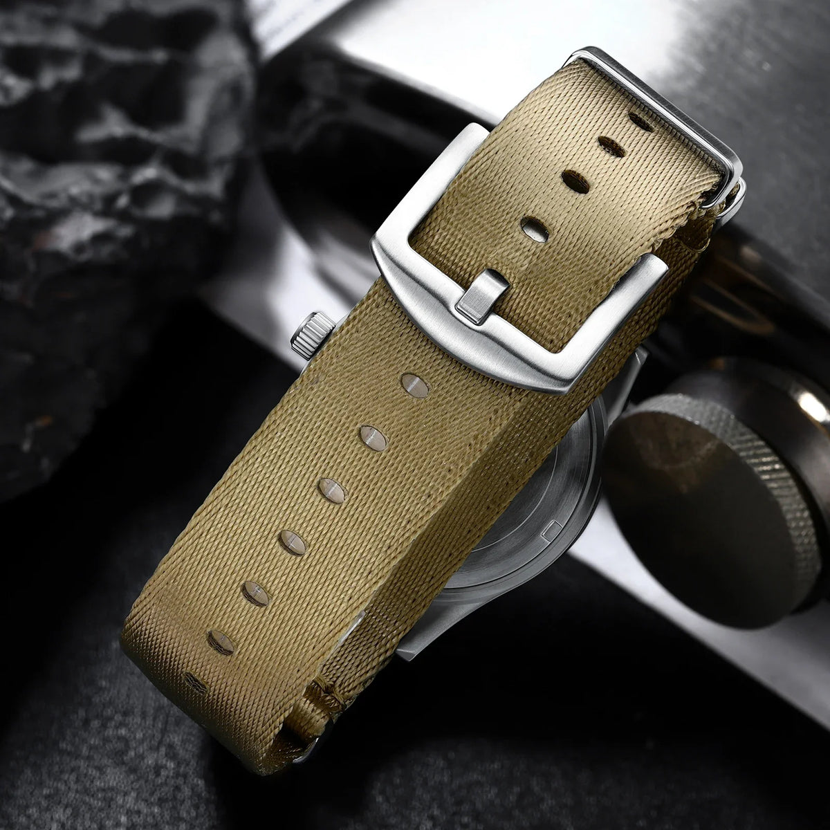 Military2025 Edition Quartz Field Watch 37mm Sapphire Fall