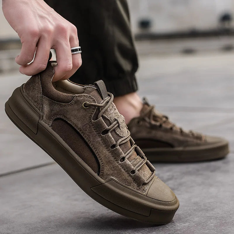 Sturdy men's outdoor sneakers - anti-slip wear-resistant fabric upper, for hiking and casual everyday