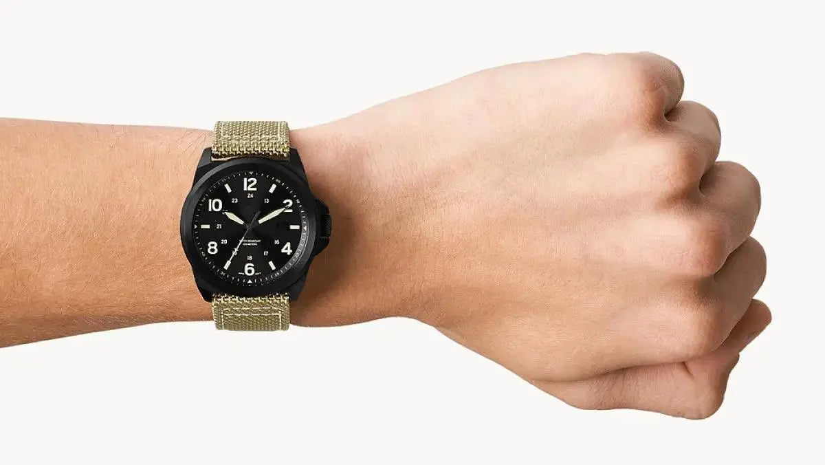 Field Rugged Watch 42mm Fabric Strap Military Analog 30M