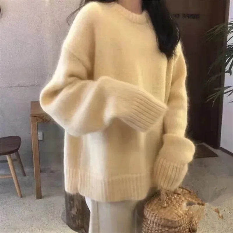 Oversized Cozy Women’s Pullover Sweater - Round Neck Knit