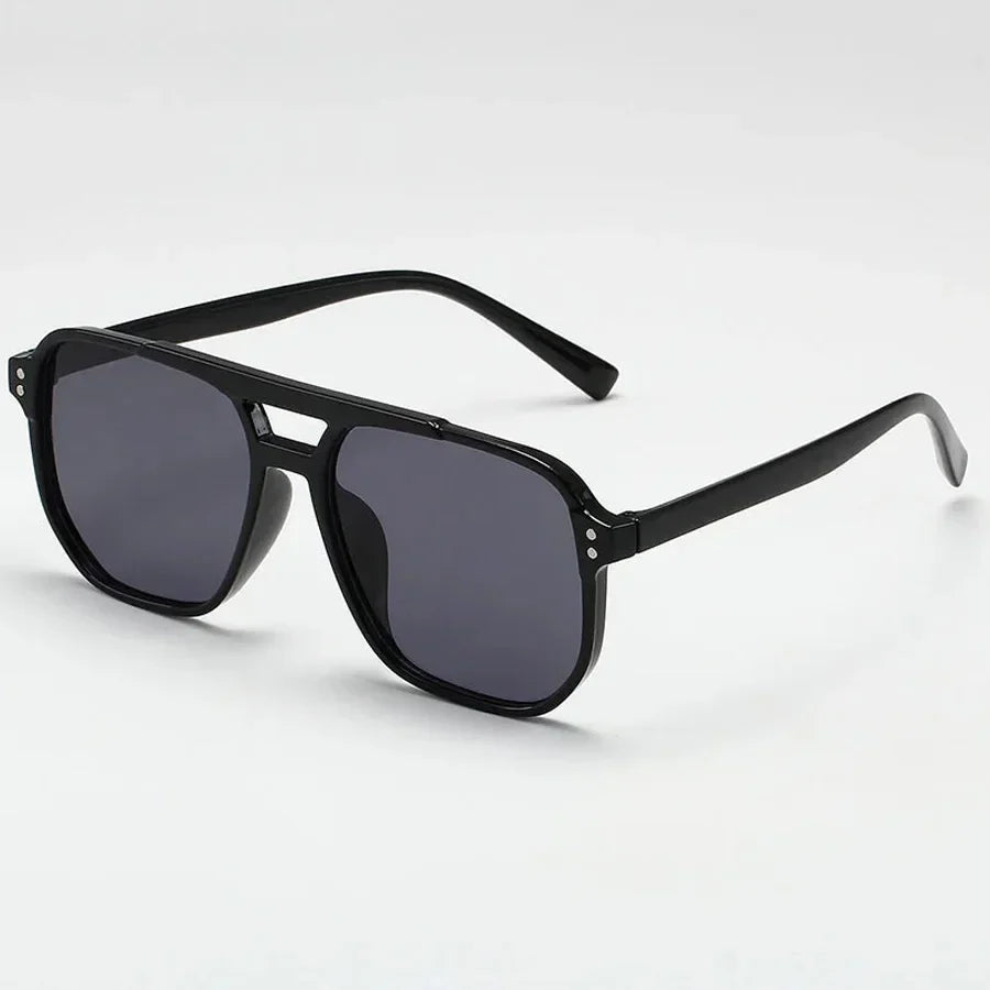 Square Retro Sunglasses - Black Polygonal Fashion Accessories for Gifts