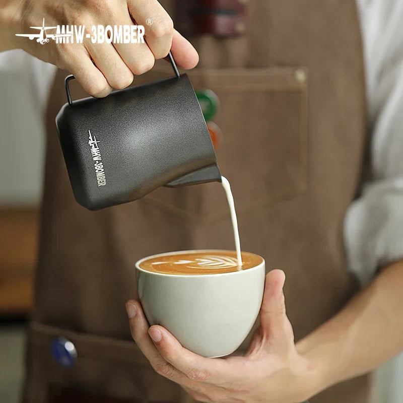 Milk Frothing Pitcher Kit 350ml 450ml Stainless Steel Barista Steaming Pitchers Fall 2025 Creamy Microfoam