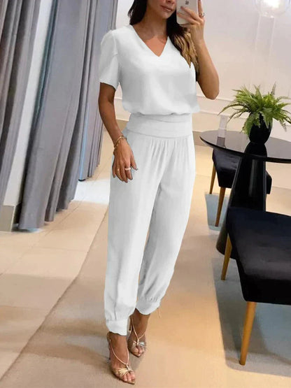 Vielseitiges Damen Outfit – lässiges Ensemble, hochwertige Materialien, für Büro und Freizeit 0