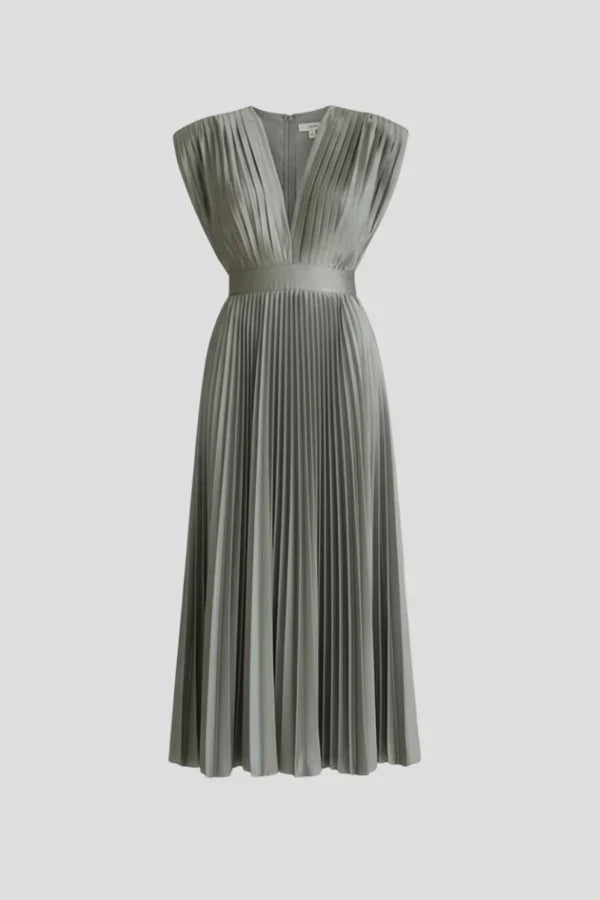 Light women's dress - v-neck pleated sleeveless, polyester, casual wear for summer events