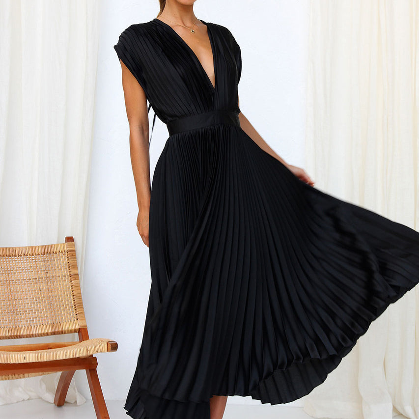 Elegant V-Neck Women's Dress in Luxurious Fabric, Versatile Cocktail and Formal Dress for Day-to-Night Wear-4
