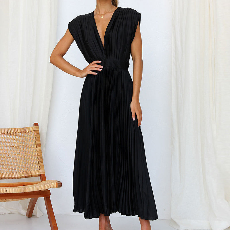 Variant image for Elegant V-Neck Women's Dress in Luxurious Fabric, Versatile Cocktail and Formal Dress for Day-to-Night Wear-12