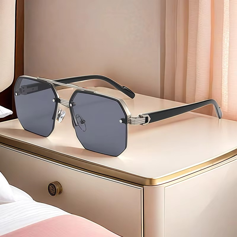 Retro Oversize Polygon Square Metal Sunglasses for Men & Women, UV400 Fashion Gradient Shades