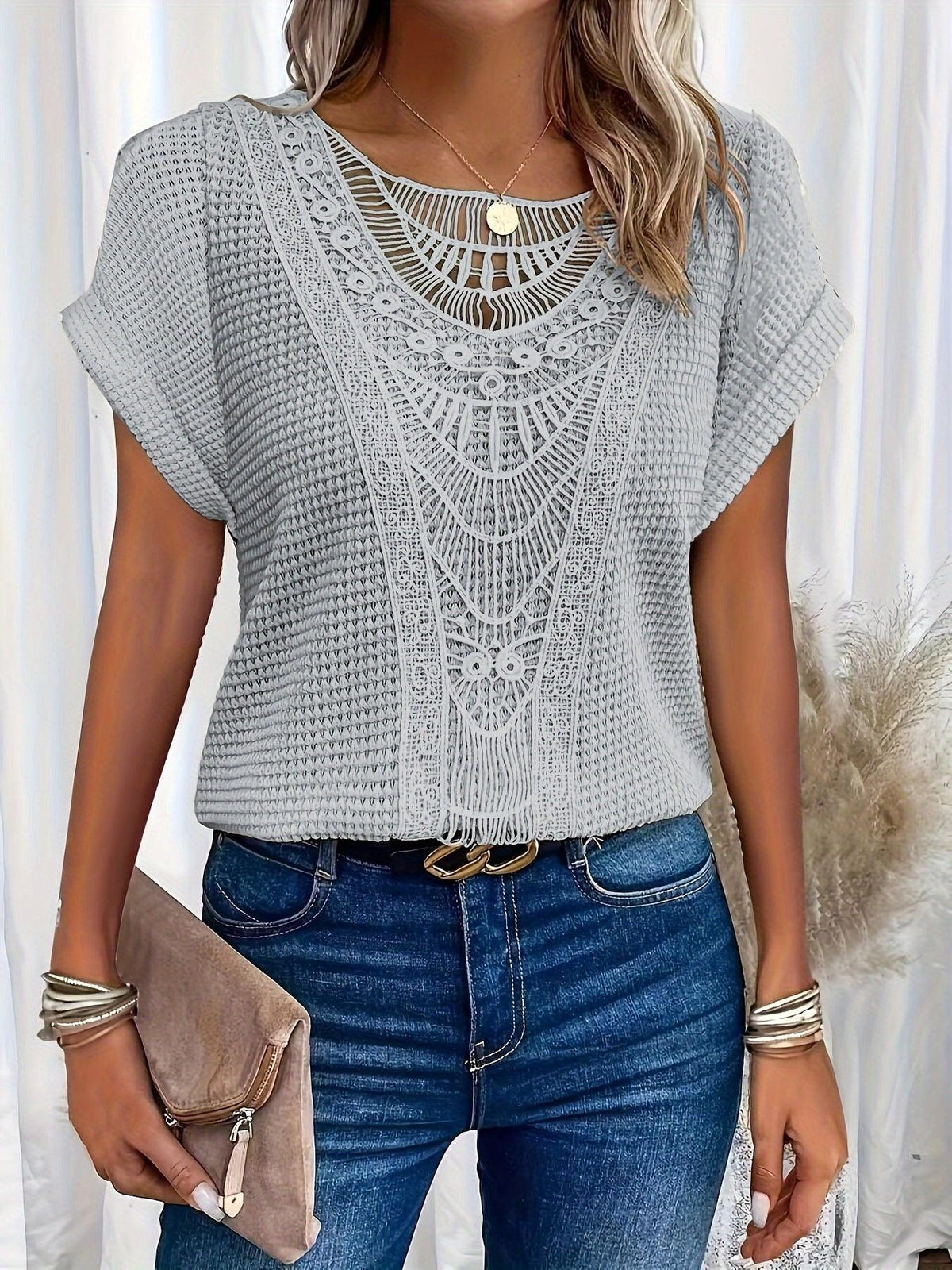 Elegant Knitted Women's Top with Intricate Detailing, Comfortable Fit, and Versatile Style for Casual and Formal Occasions-6