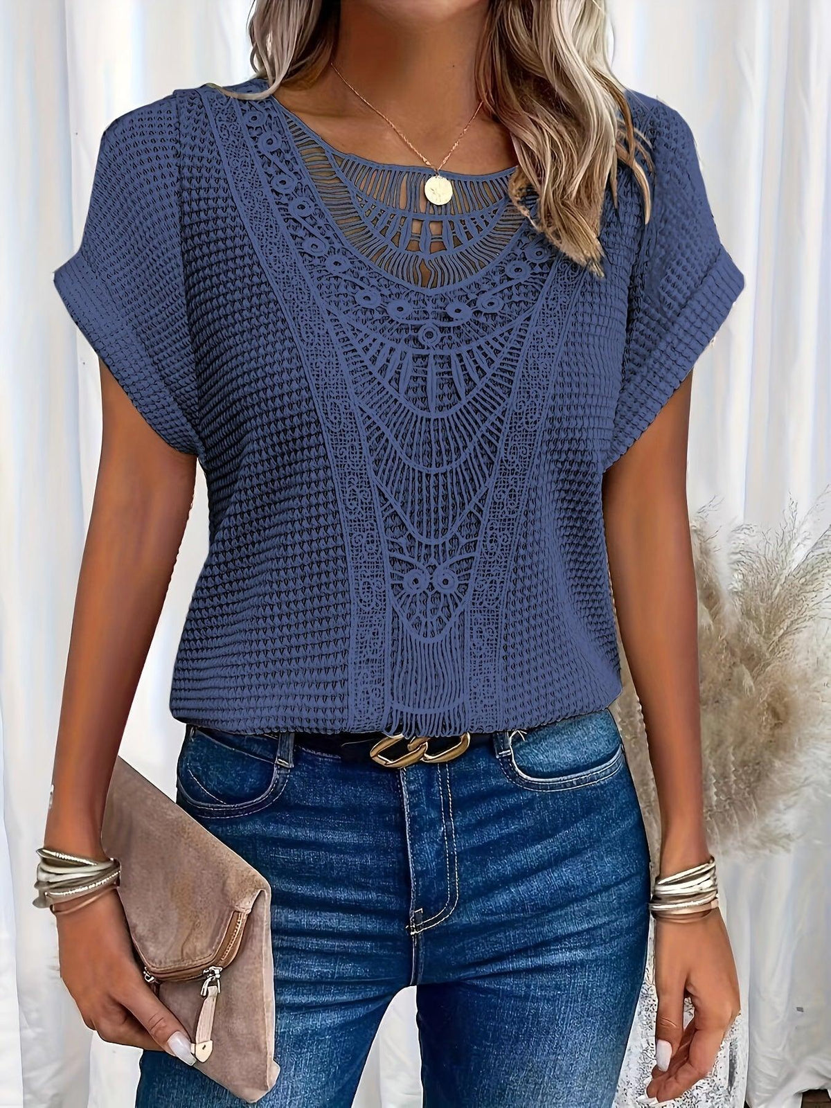 Elegant Knitted Women's Top with Intricate Detailing, Comfortable Fit, and Versatile Style for Casual and Formal Occasions-2