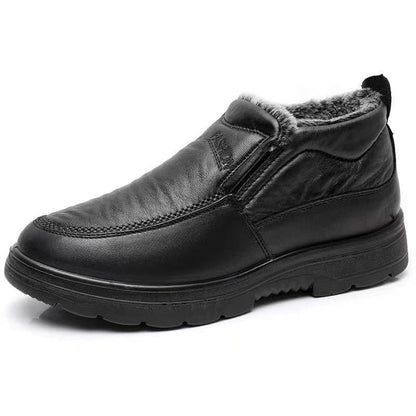 Water-Resistant Cozy Mens Slip-On Shoes - Faux Leather Winter