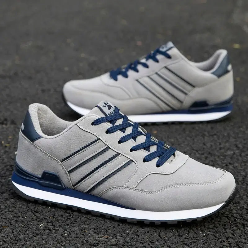 Classic Men's Sneakers, Minimalist Design, Superior Comfort, Durable Construction, Versatile for Casual and Semi-Formal Wear-4