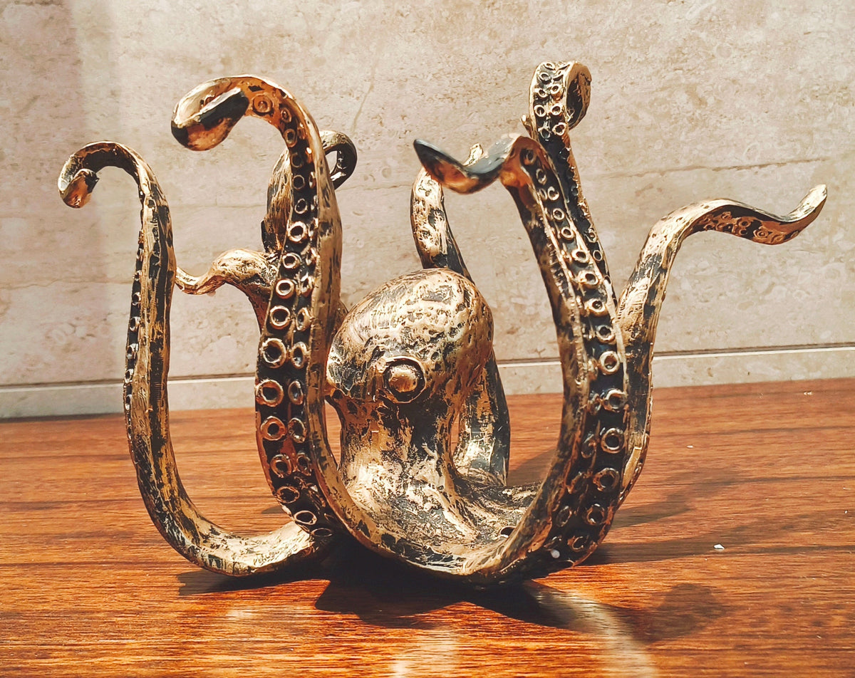 Nautical Coffee Cup Organizer, 8-Mug Capacity – Rustic Kraken Octopus Mug Holder