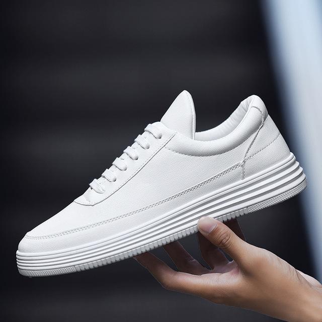 Relaxed Leather Sneakers for Men with Premium Upper and Durable Rubber Sole for Optimal Comfort-1