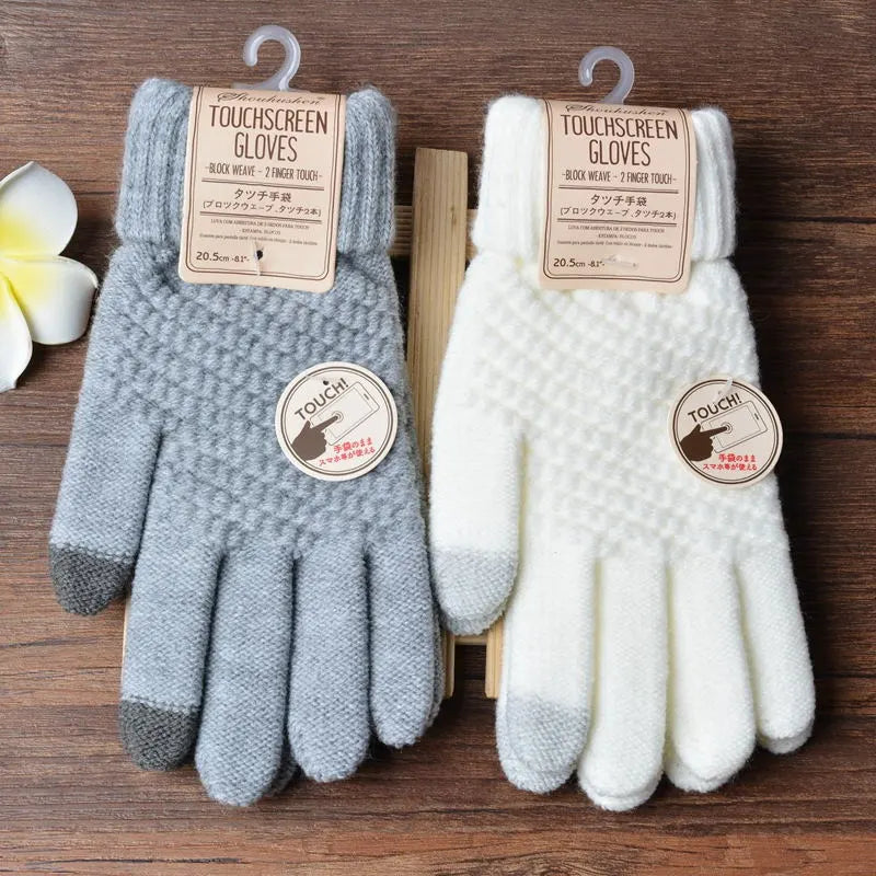 Womens Stretchy Knit Gloves - Stretch-Fitted, Wool Blend