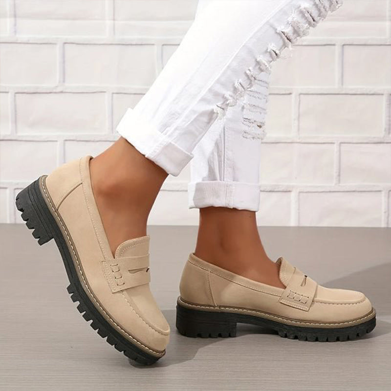 Thick Platform Moccasins for Women with 4.5 cm Padded Sole, Slip-On Design, Comfortable and Supportive Moccasin Slippers-2