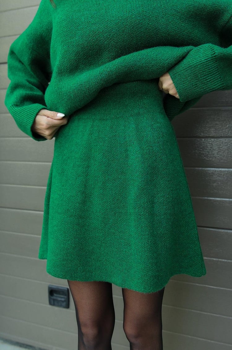 Plush Flattering Women’s Sweater Skirt Kit - Pullover Crewneck, Knit High-Waist A-Line Mini Skirt For Fall